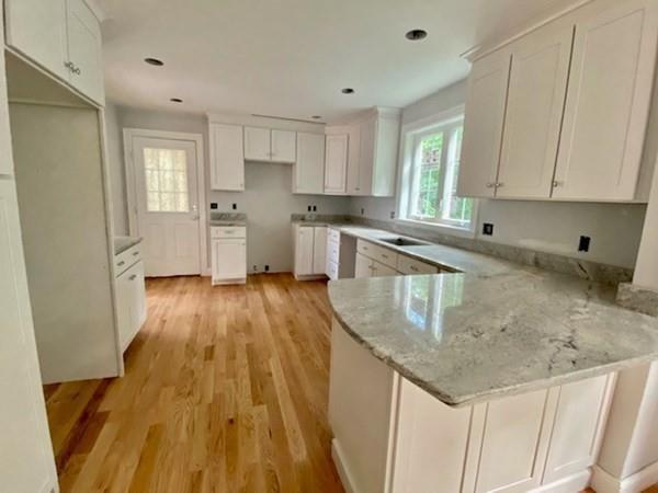 15 Sand Hill Road Salisbury, MA 01952 - Photo 6 of 9