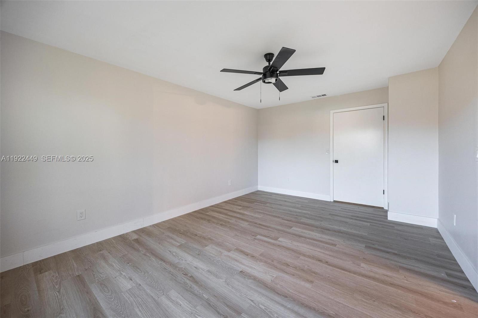 25720 Southwest 133rd Avenue Homestead, FL 33032 - Photo 29 of 44