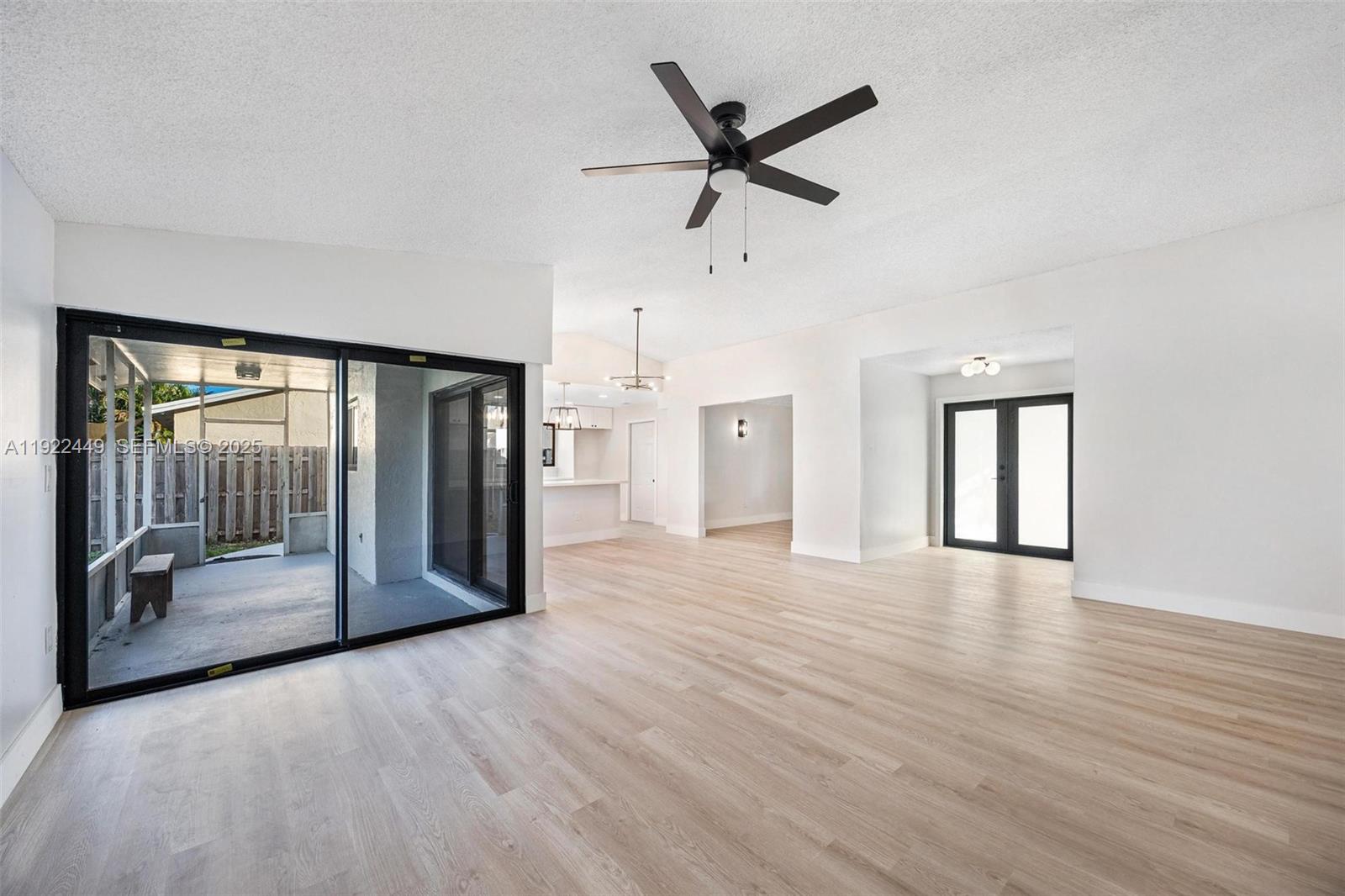 25720 Southwest 133rd Avenue Homestead, FL 33032 - Photo 6 of 44