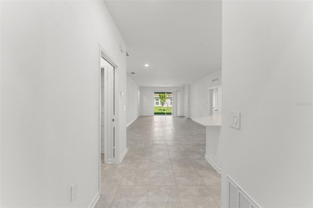 516 Reggie Road Winter Haven, FL 33859 - Photo 4 of 56
