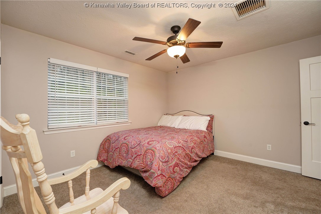 660 Beacon Street Winfield, WV 25213 - Photo 21 of 35 Gallery Image 21
