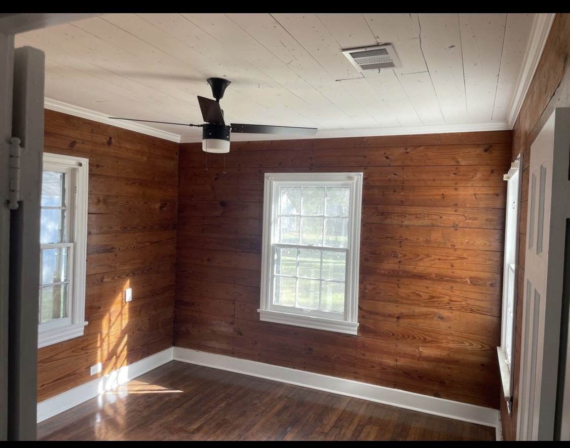 321 South Arcola Street Angleton, TX 77515 - Photo 5 of 7 a view of empty room