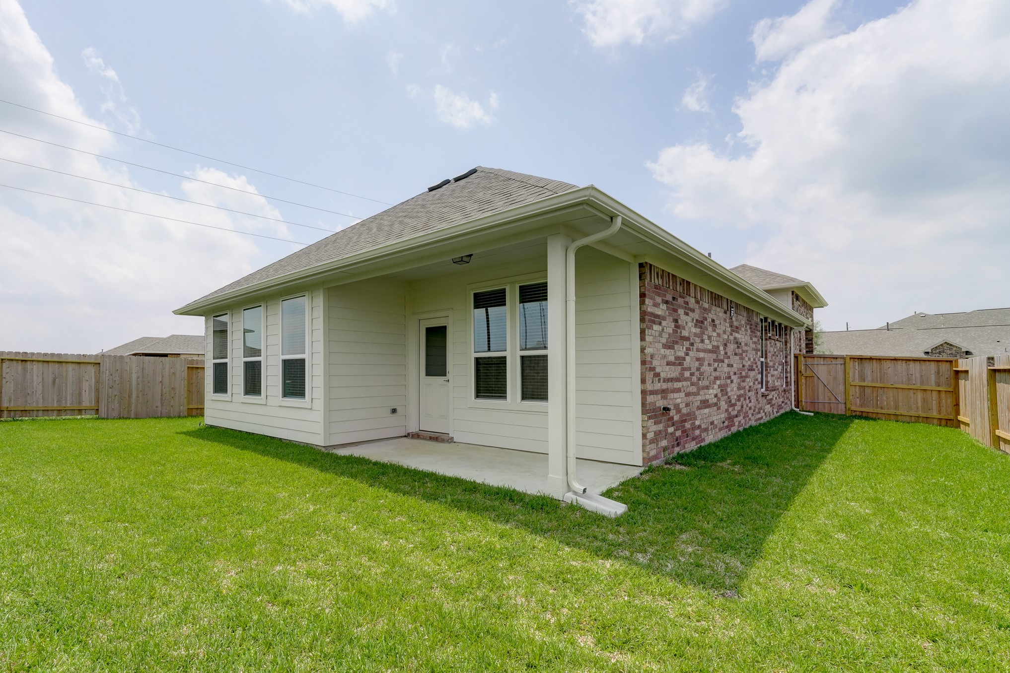 10505 Stone Peak Drive Rosharon, TX 77583 - Photo 26 of 29 Covered patio & fenced back yard