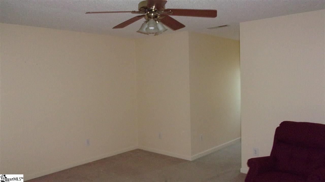 136 Dustin Street Easley, SC 29642 - Photo 7 of 14
