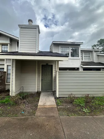 $118,500 | 11889 Bob White Drive, Unit 10830, Houston, TX 77035