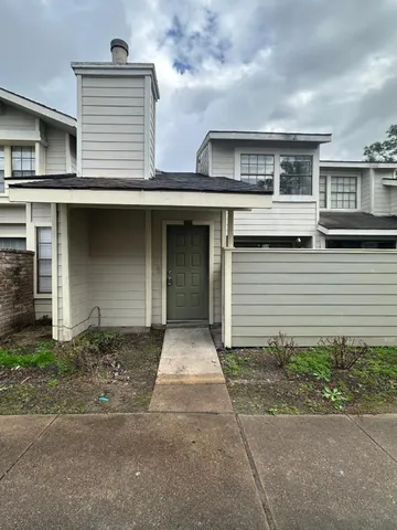 $118,500 | 11889 Bob White Drive, Unit 10830, Houston, TX 77035