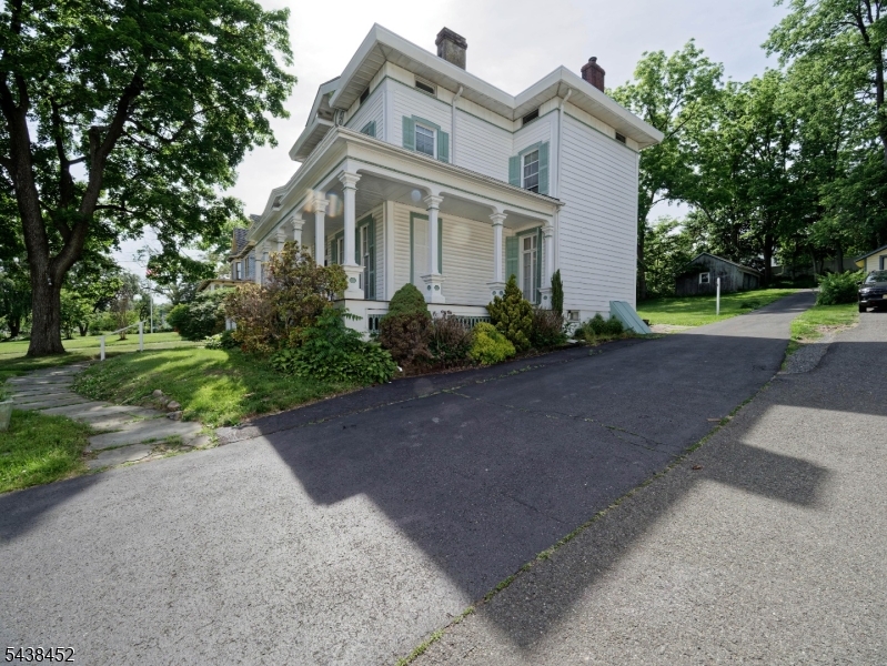 56 West Main Street Clinton, NJ 08809 - Photo 3 of 46