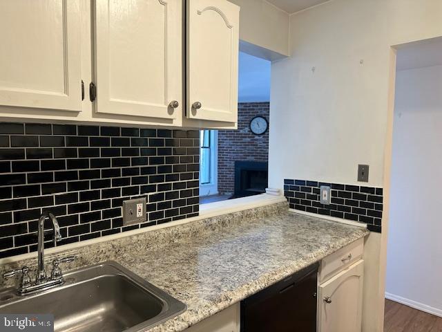 25 South Church Road, Unit 38 Maple Shade, NJ 08052 - Photo 10 of 20 a kitchen with a sink and a stove
