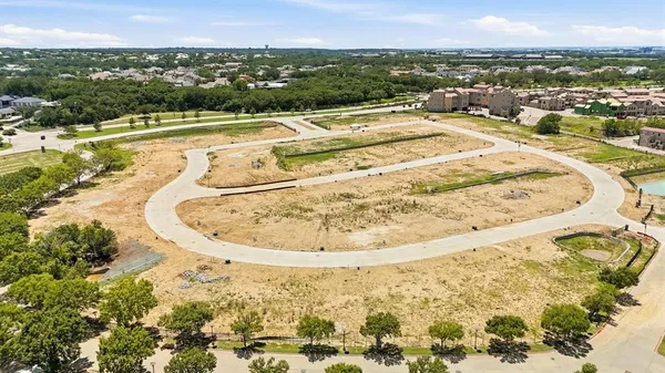 $750,000 | 2212 Otter Lane, Roanoke, TX 76262
