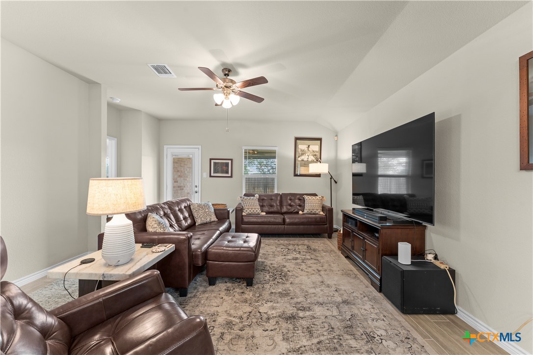 5873 Copano Road Belton, TX 76513 - Photo 13 of 30