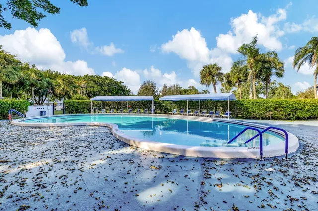 $1,900 | 7800 Northwest 18th Street, Unit 201, Margate, FL 33063