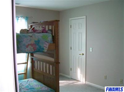 8715 Spring Forest Drive Fort Wayne, IN 46804 - Photo 8 of 13 Gallery Image 8