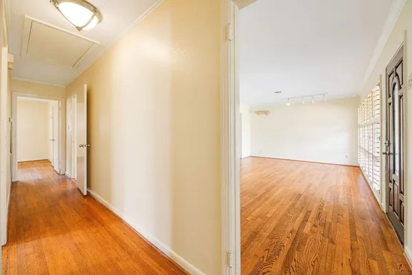 $2,500 | 5413 Judalon Lane, Houston, TX 77056
