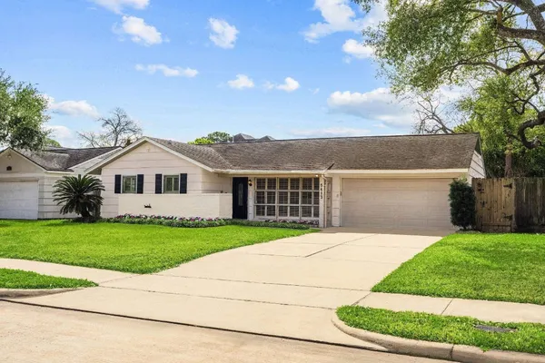 $2,500 | 5413 Judalon Lane, Houston, TX 77056