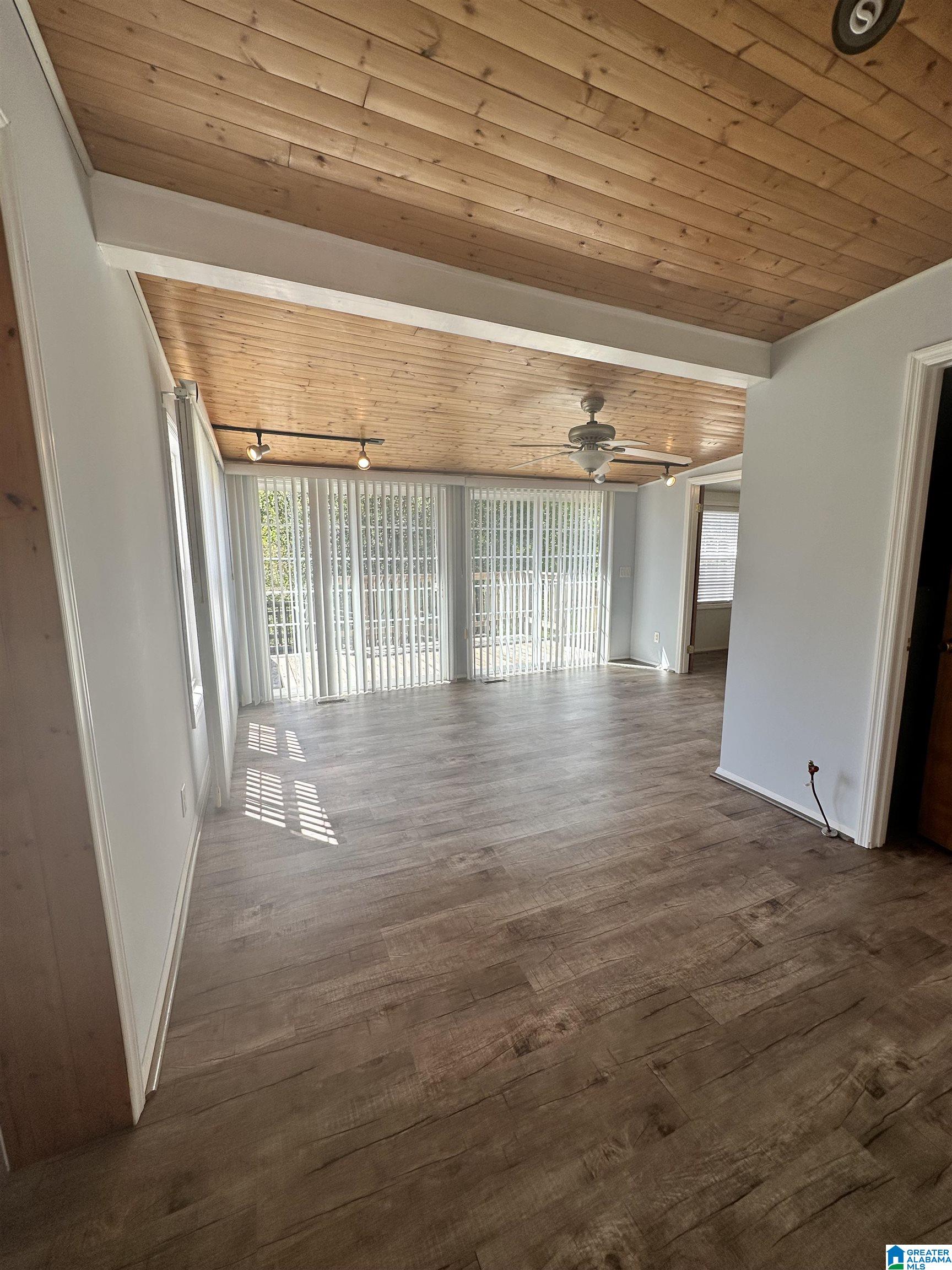 266 Mountain View Road Talladega, AL 35160 - Photo 11 of 23