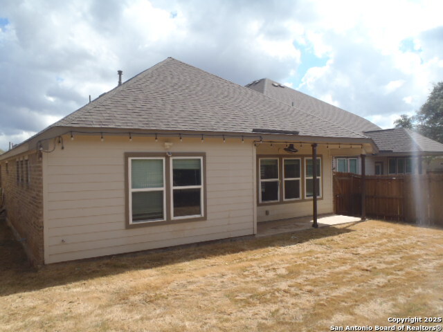 1243 Loma Ranch New Braunfels, TX 78132 - Photo 4 of 25