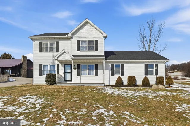 $334,900 | 4861 Zeiglers Church Road, Spring Grove, PA 17362