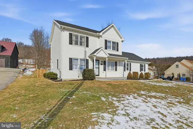 $334,900 | 4861 Zeiglers Church Road, Spring Grove, PA 17362