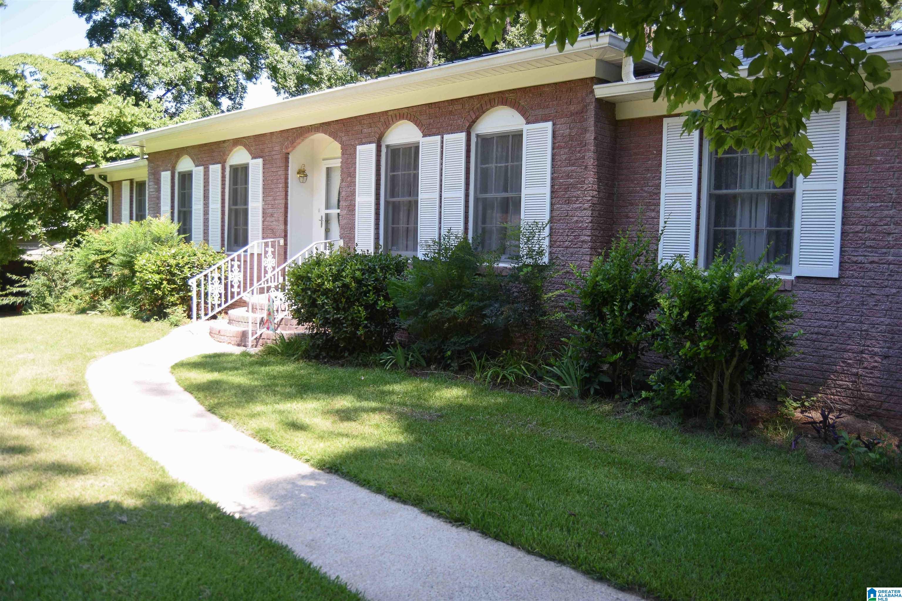 309 Valley Road Weaver, AL 36277 - Photo 3 of 62