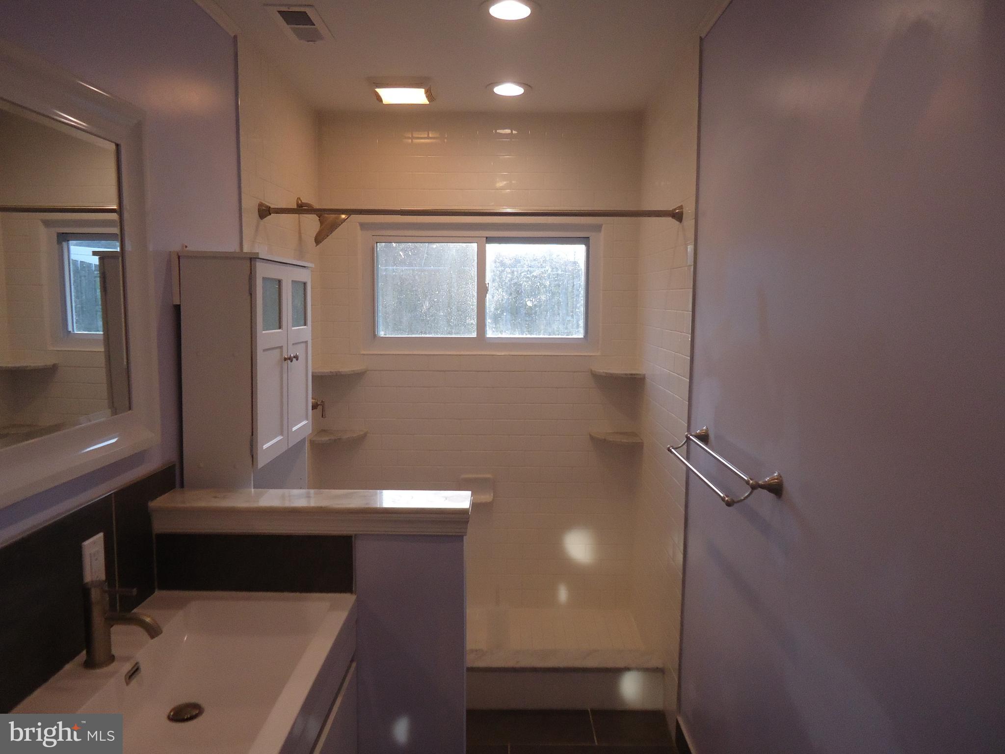 63 Conifer Road Levittown, PA 19057 - Photo 13 of 29 1st Floor Bathroom