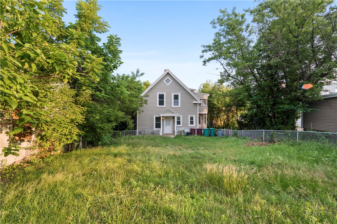 569 Robinson Street Woonsocket, RI 02895 - Photo 3 of 32 Gallery Image 3