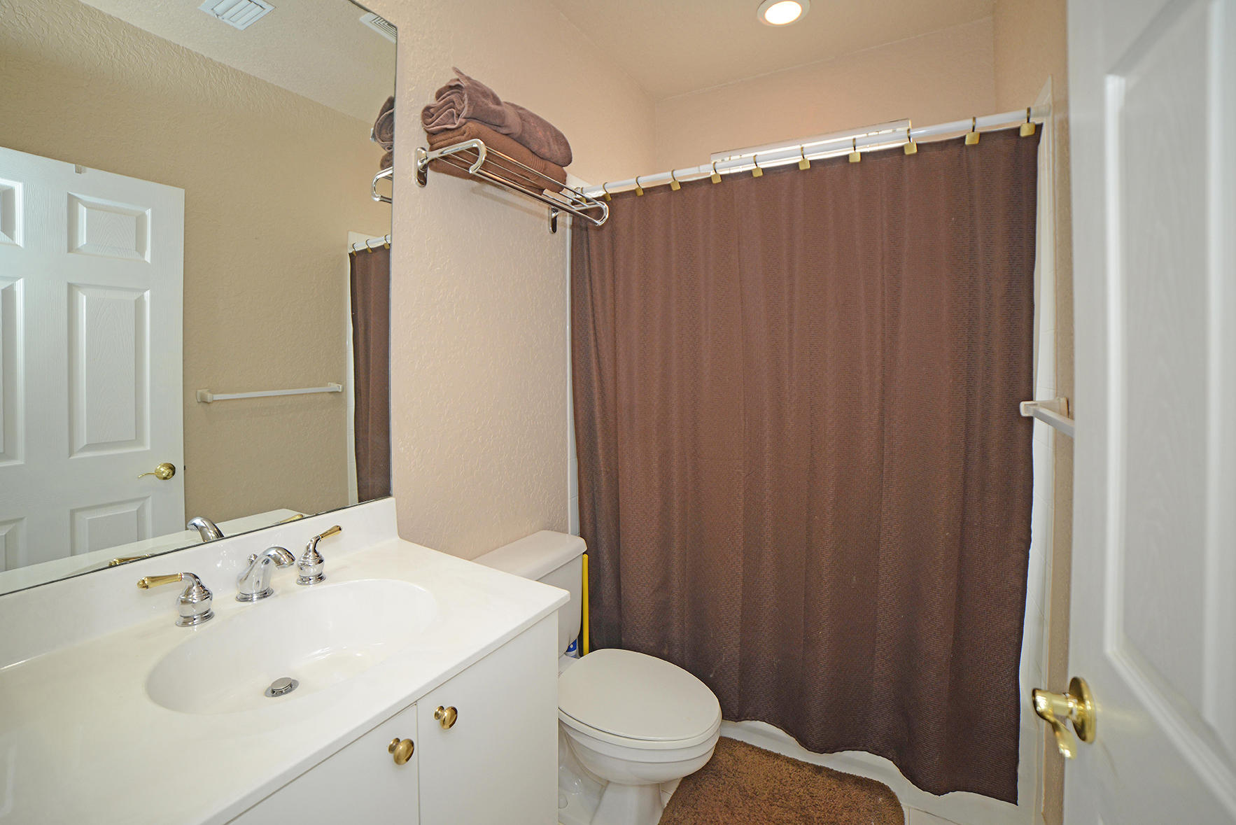4259 Northwest 64th Lane Boca Raton, FL 33496 - Photo 24 of 29 Guest Bath