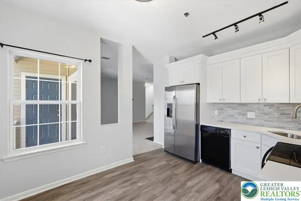 $299,000 | 946 Nittany Court, Unit C221, Allentown, PA 18104