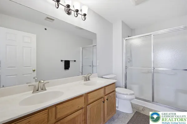 $299,000 | 946 Nittany Court, Unit C221, Allentown, PA 18104