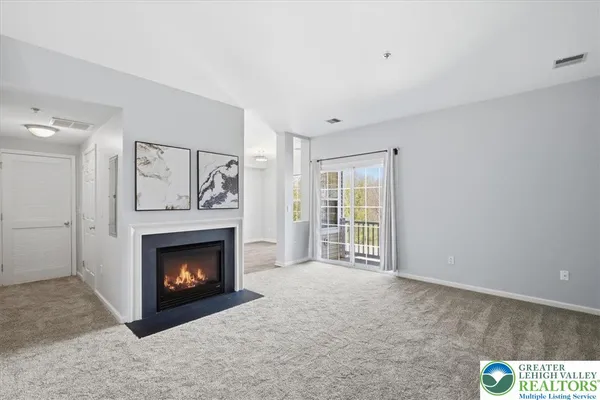 $299,000 | 946 Nittany Court, Unit C221, Allentown, PA 18104