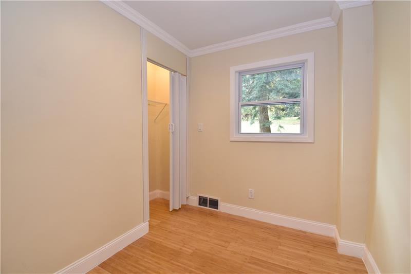 4540 Gardenville Road Baldwin, PA 15236 - Photo 11 of 25 Gallery Image 11