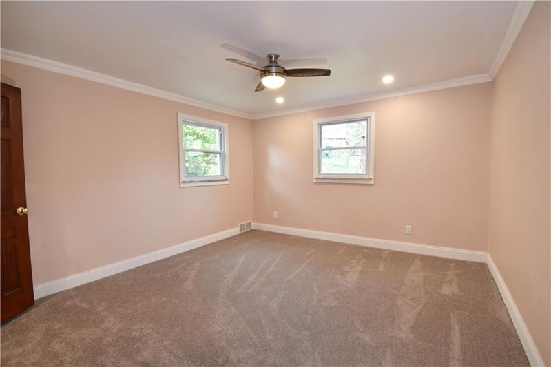 4540 Gardenville Road Baldwin, PA 15236 - Photo 12 of 25 Gallery Image 12