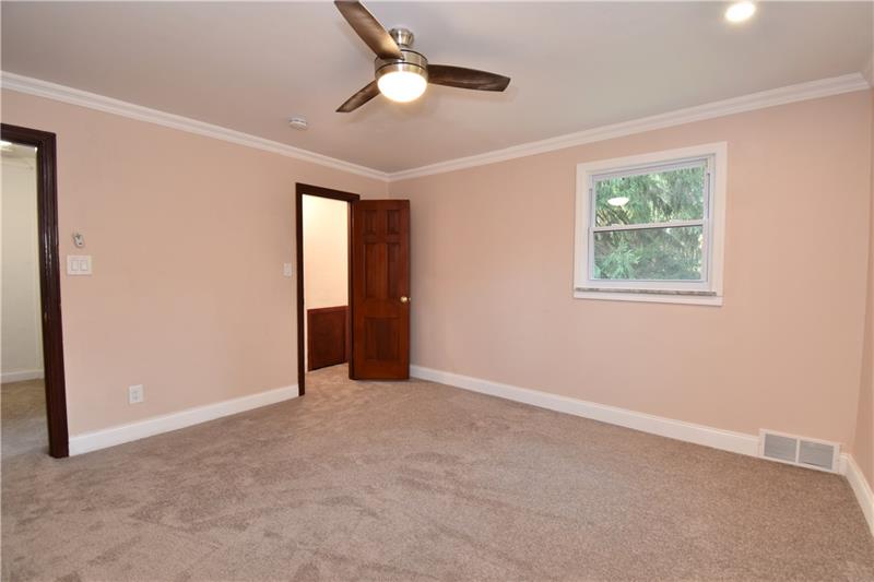 4540 Gardenville Road Baldwin, PA 15236 - Photo 13 of 25 Gallery Image 13