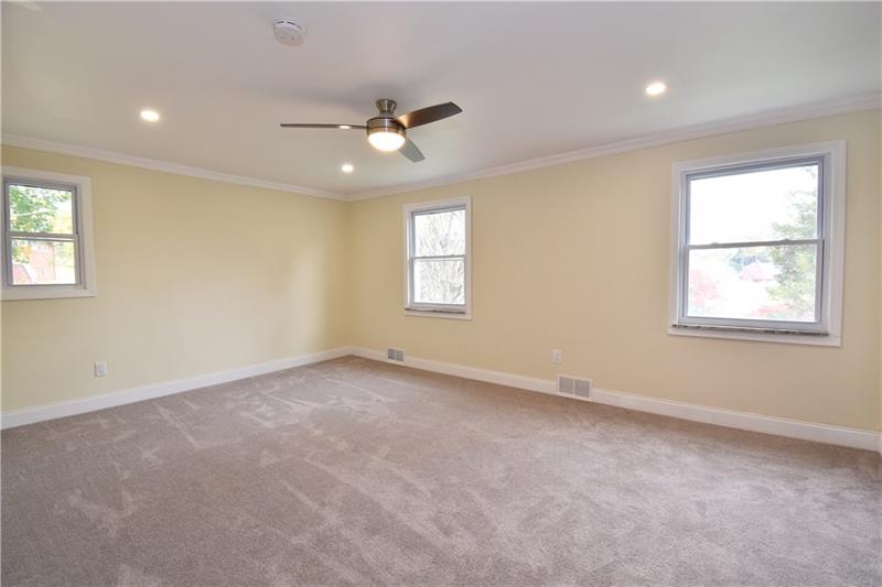 4540 Gardenville Road Baldwin, PA 15236 - Photo 14 of 25 Gallery Image 14