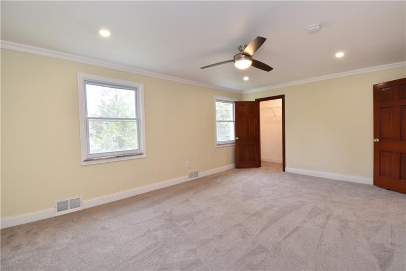 4540 Gardenville Road Baldwin, PA 15236 - Photo 15 of 25 Gallery Image 15