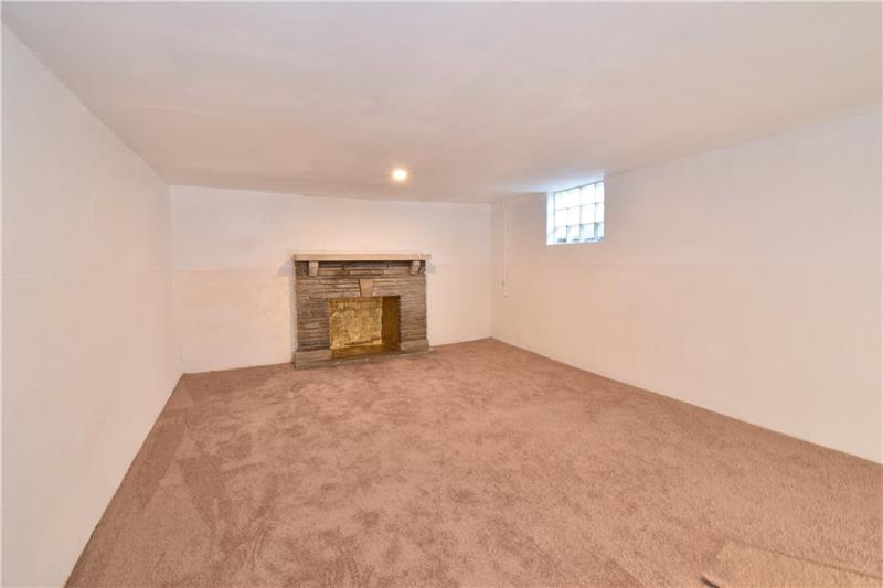 4540 Gardenville Road Baldwin, PA 15236 - Photo 17 of 25 Gallery Image 17