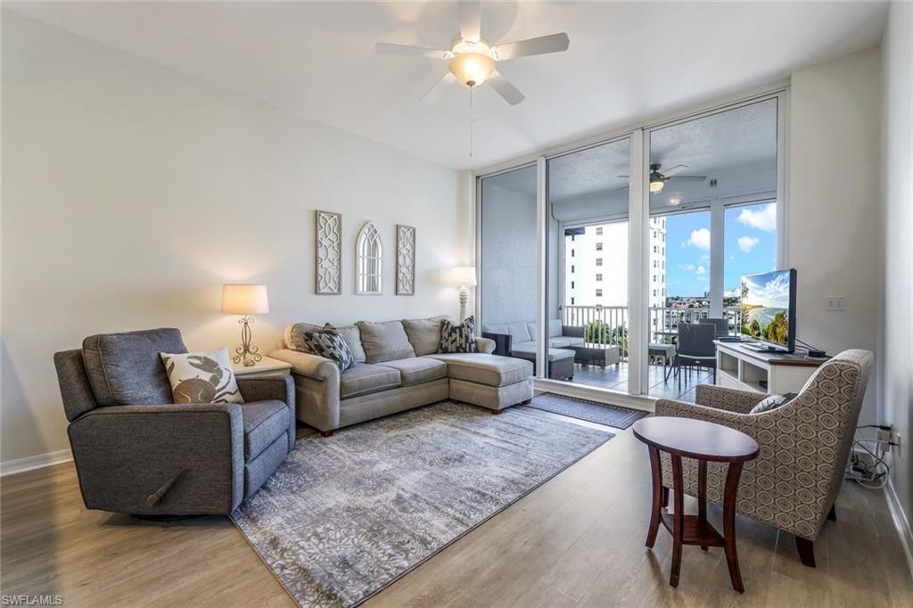 470 Launch Circle, Unit V604 Naples, FL 34108 - Photo 2 of 32