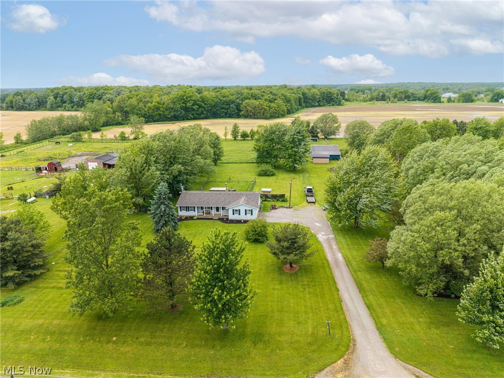 18746 Baird Road Wellington, OH 44090 - Photo 29 of 32
