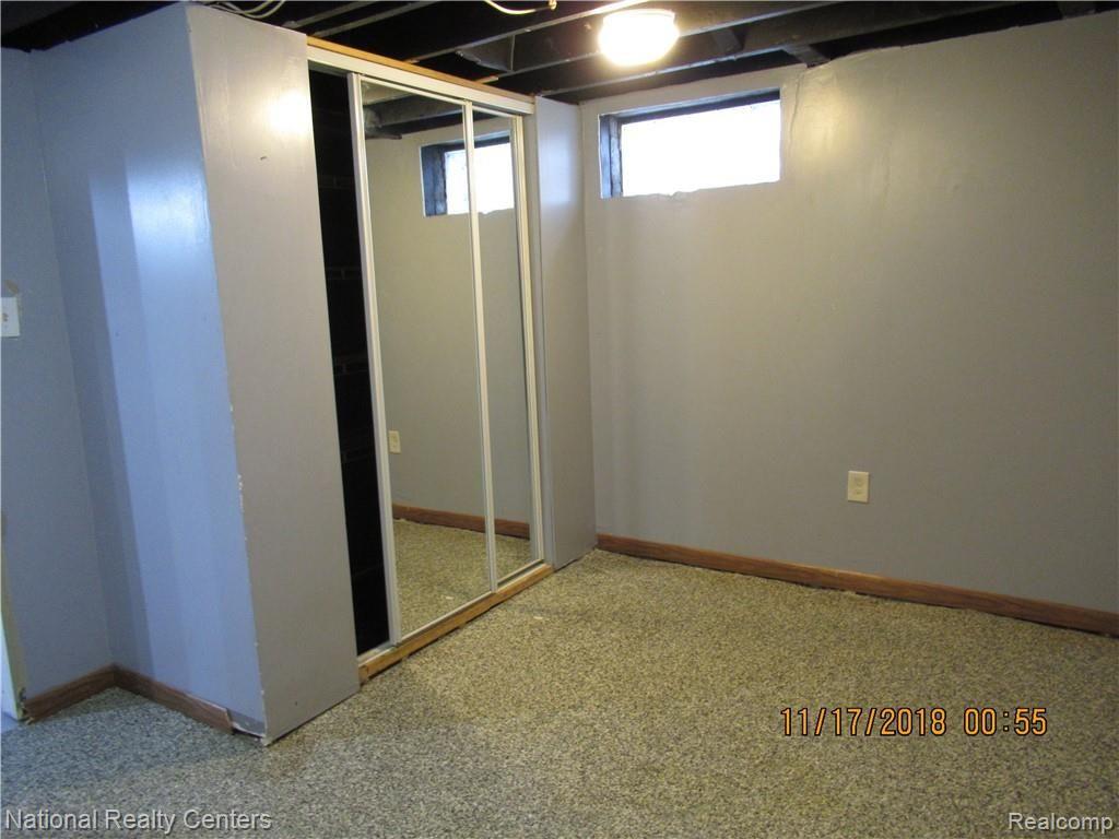 6579 Pelham Road Allen Park, MI 48101 - Photo 28 of 37