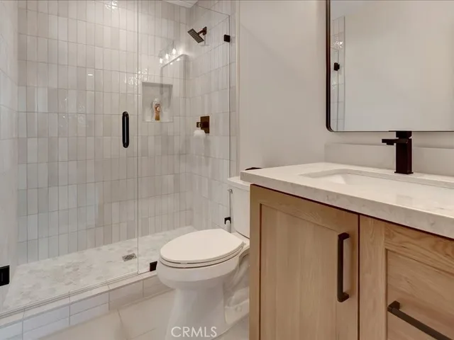 $3,699,900 | 270 Albert Place, Costa Mesa, CA 92627