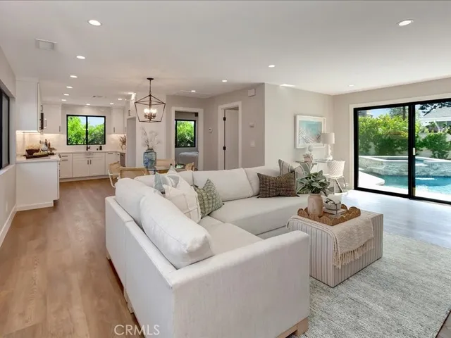 $3,699,900 | 270 Albert Place, Costa Mesa, CA 92627