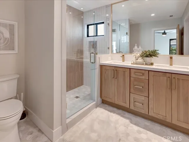 $3,699,900 | 270 Albert Place, Costa Mesa, CA 92627