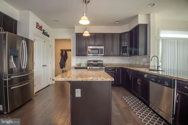 $799,900 | 200 Testaverde Road, Newark, DE 19702