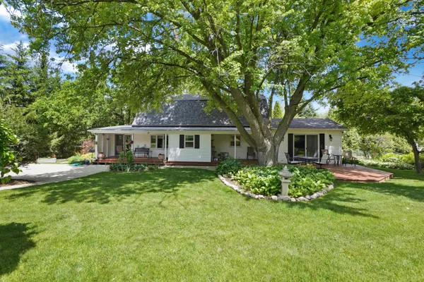 $469,900 | 555 Highway 33, Trenton, WI 53095