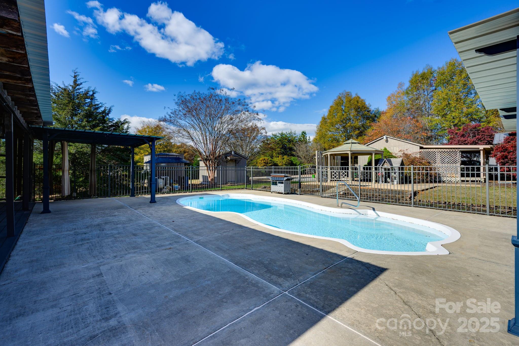 1071 Caleb Setzer Road Newton, NC 28658 - Photo 31 of 37