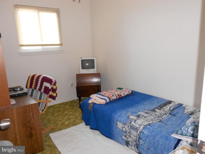 612 Sisson Street Silver Spring, MD 20902 - Photo 11 of 17 Bedroom - 3rd