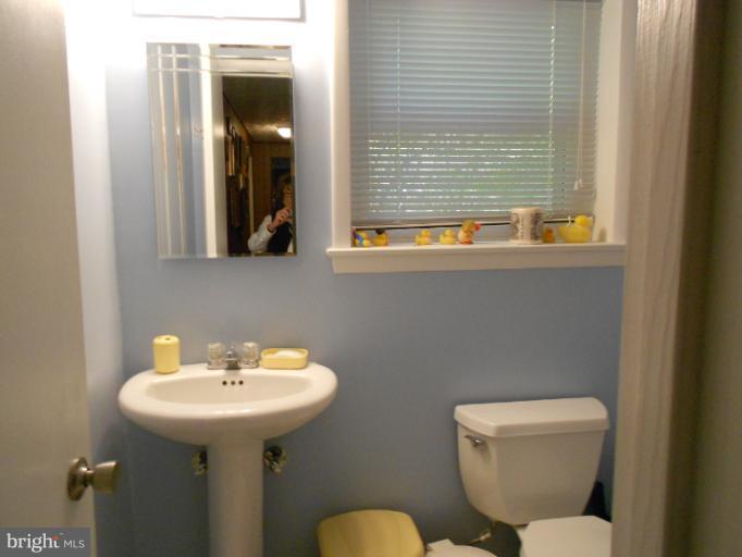 612 Sisson Street Silver Spring, MD 20902 - Photo 12 of 17 Bath - powder room