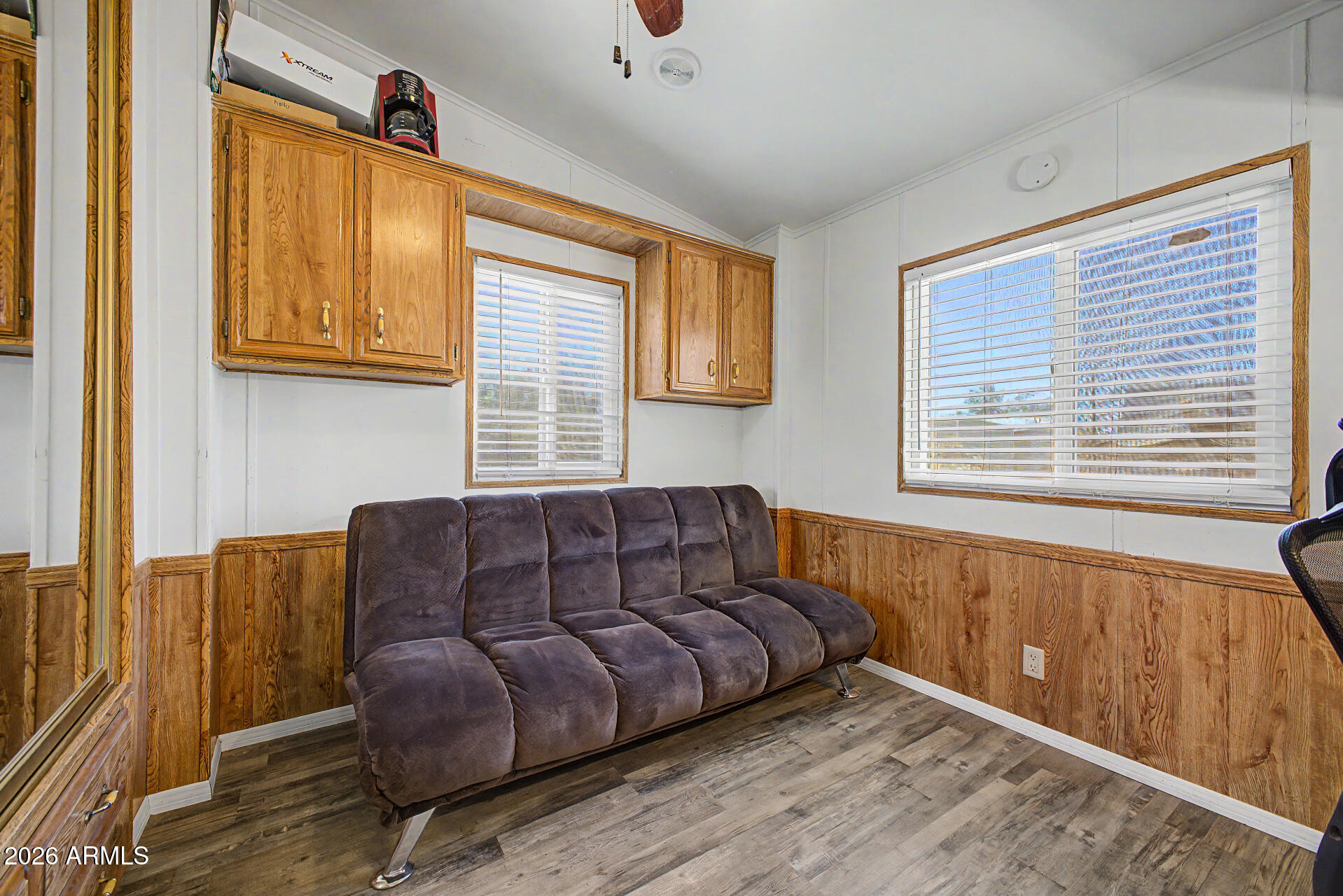 479 North Cactus Road Apache Junction, AZ 85119 - Photo 20 of 29 a living room with furniture and a window