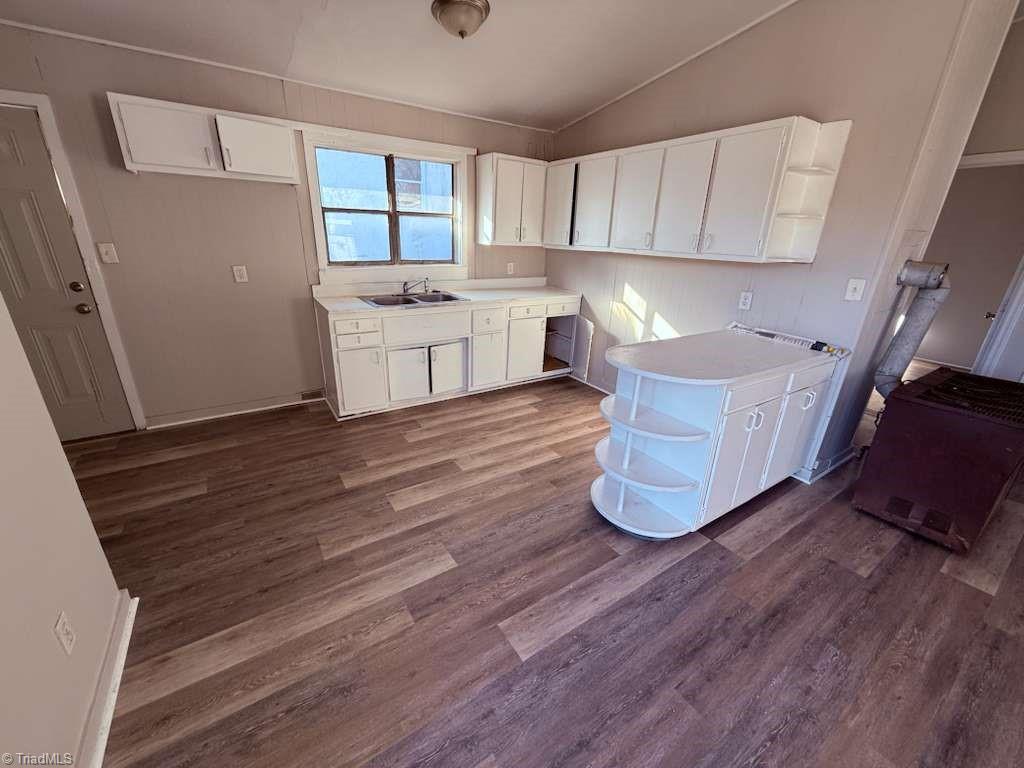 412 Meredith Street High Point, NC 27260 - Photo 2 of 5