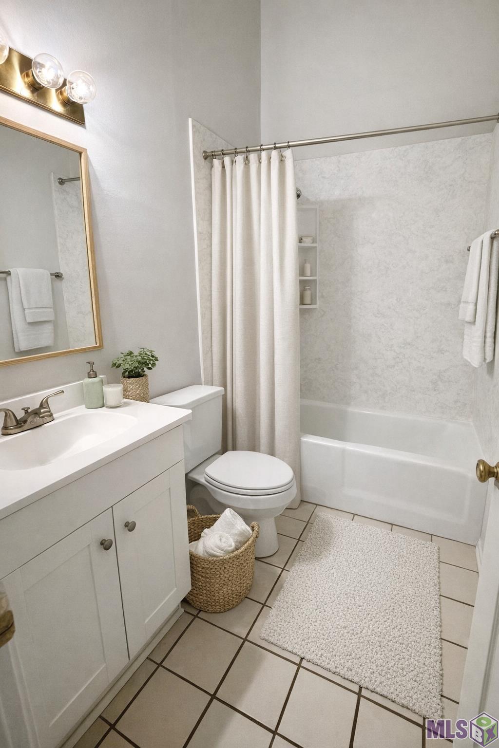 11550 Southfork Avenue, Unit 705 Baton Rouge, LA 70816 - Photo 17 of 27 Virtual Staged