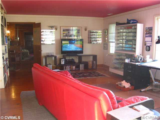 80 Riverside Drive Deltaville, VA 23043 - Photo 7 of 12 Other - The additional family room offers pleanty